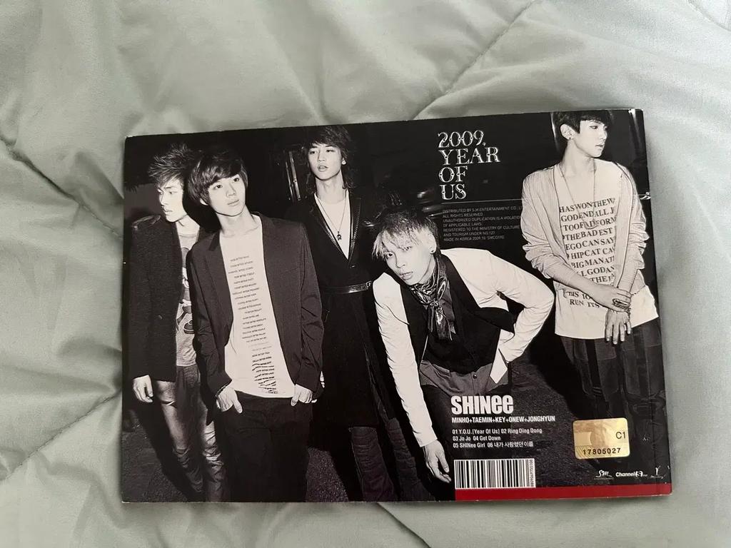 SHINee - Linding Don - 2009 Year of Us Album Used