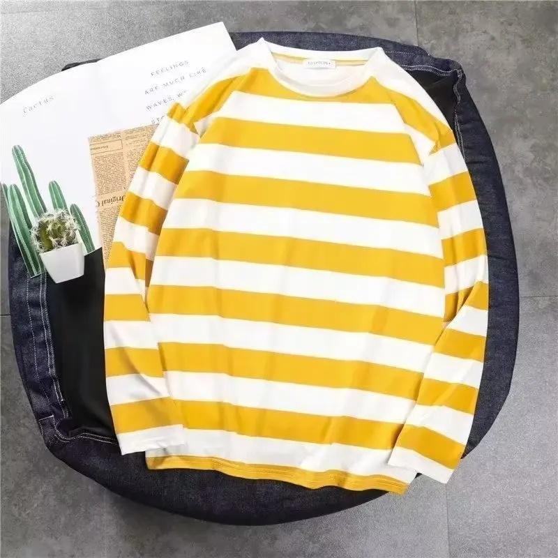 Camiseta de manga larga a rayas clásica de moda para jóvenes, top básico suelto artístico para hombre, estilo casual deportivo de primavera y otoño, top para hombre