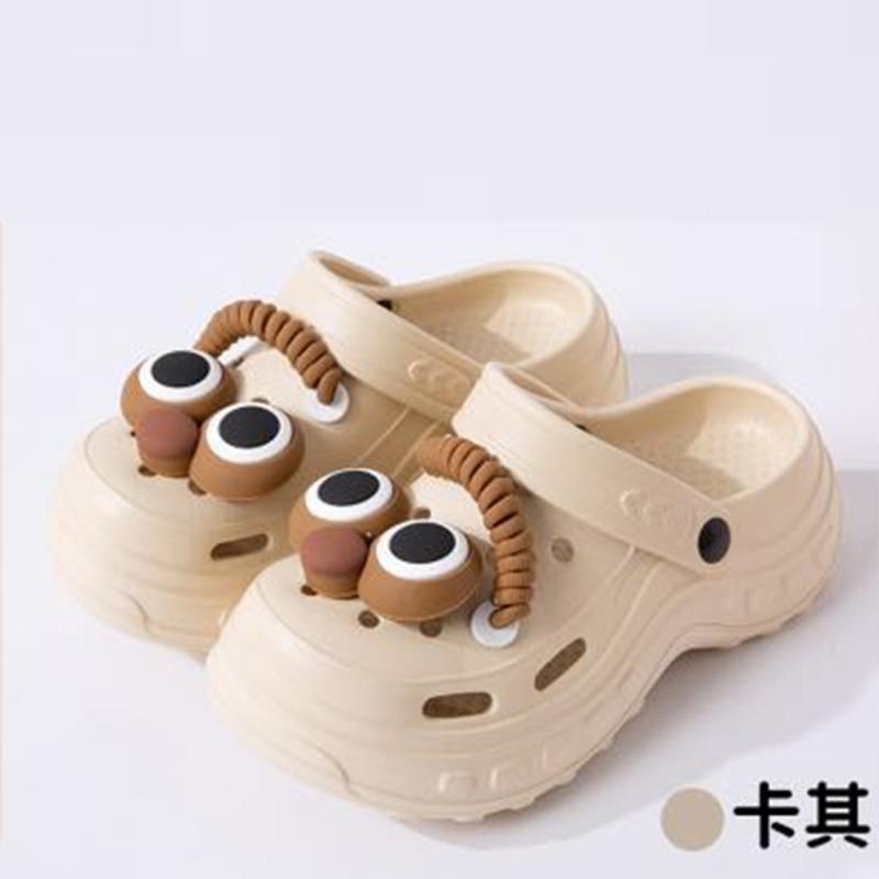 New hole shoes women's indoor and outdoor stepping on shit feeling comfortable and breathable eva slippers thick-soled slippers wholesale