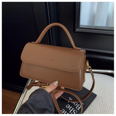 Retro Shoulder Bag Women's New Autumn Hot-selling Women's Armpit Bag High-end Small Square Bag Messenger Bag