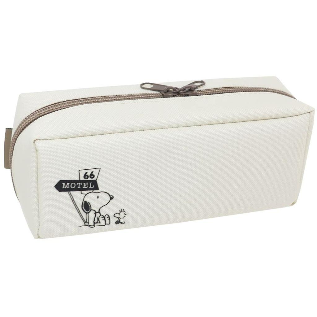 Kamio Japan Snoopy [Pen Pouch] Big Capacity Pako Tray Pen Case/Beagle New School Peanuts