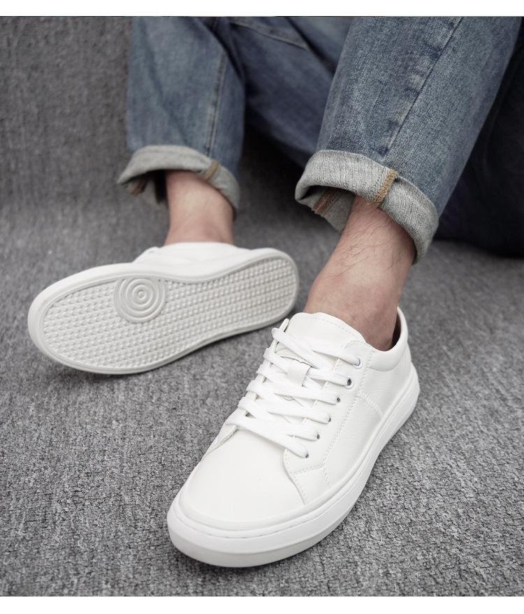 

2025 коровья кожа новая осень и зима кожаные низкие маленькие белые туфли кеды мягкая подошва нескользящие трендовые модные мужские повседневные туфли 44 белый