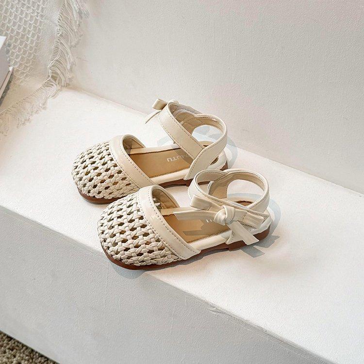 Girls Sandals Baotou Hollow Weaving 2025 Summer New Children's Shoes Girls Princess Shoes Soft Sole Baby Shoes