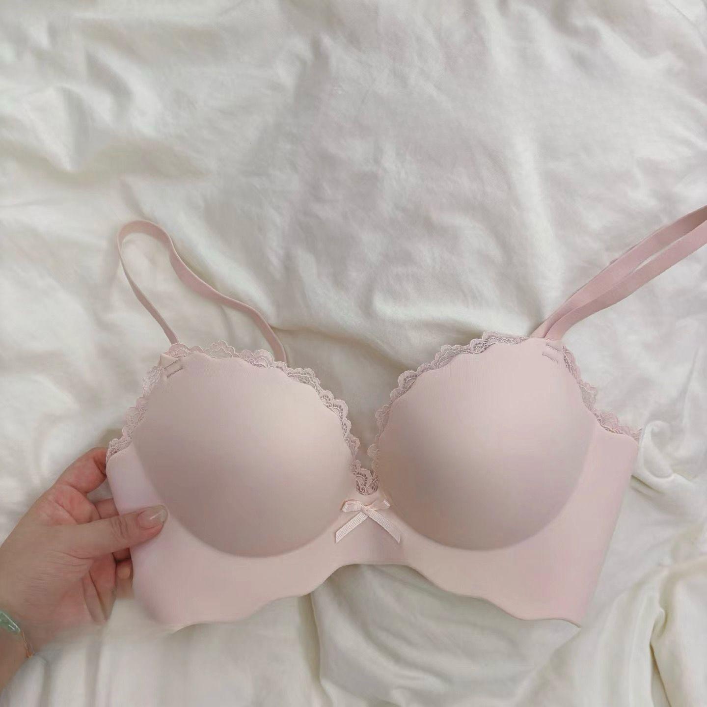 

Подростковый бюстгальтер пуш-ап для маленькой груди с тонким верхом и толстым низом для увеличения размера, без зазоров, с гладкой поверхностью, бесшовное нижнее белье без косточек 38/85 розовый