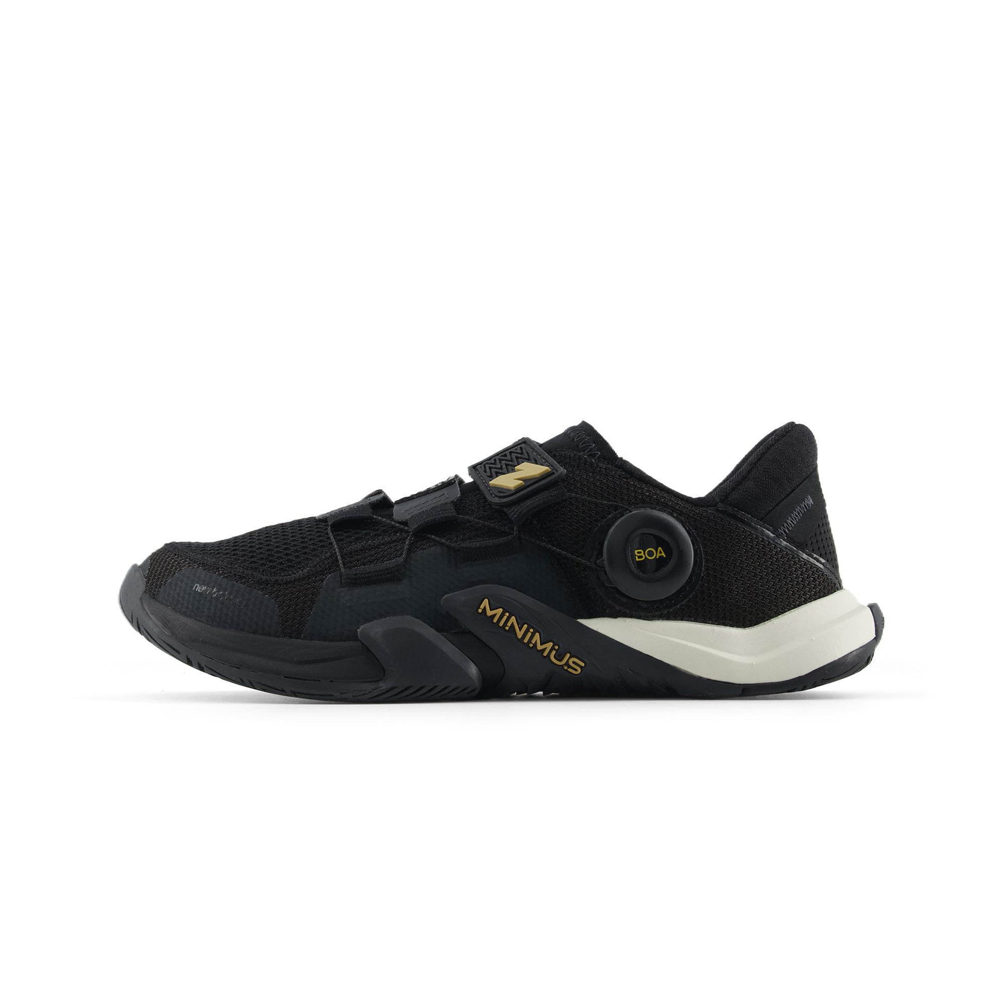 

New Balance Minimus TR BOA v2 Phantom Gold Metallic (Women s) 35