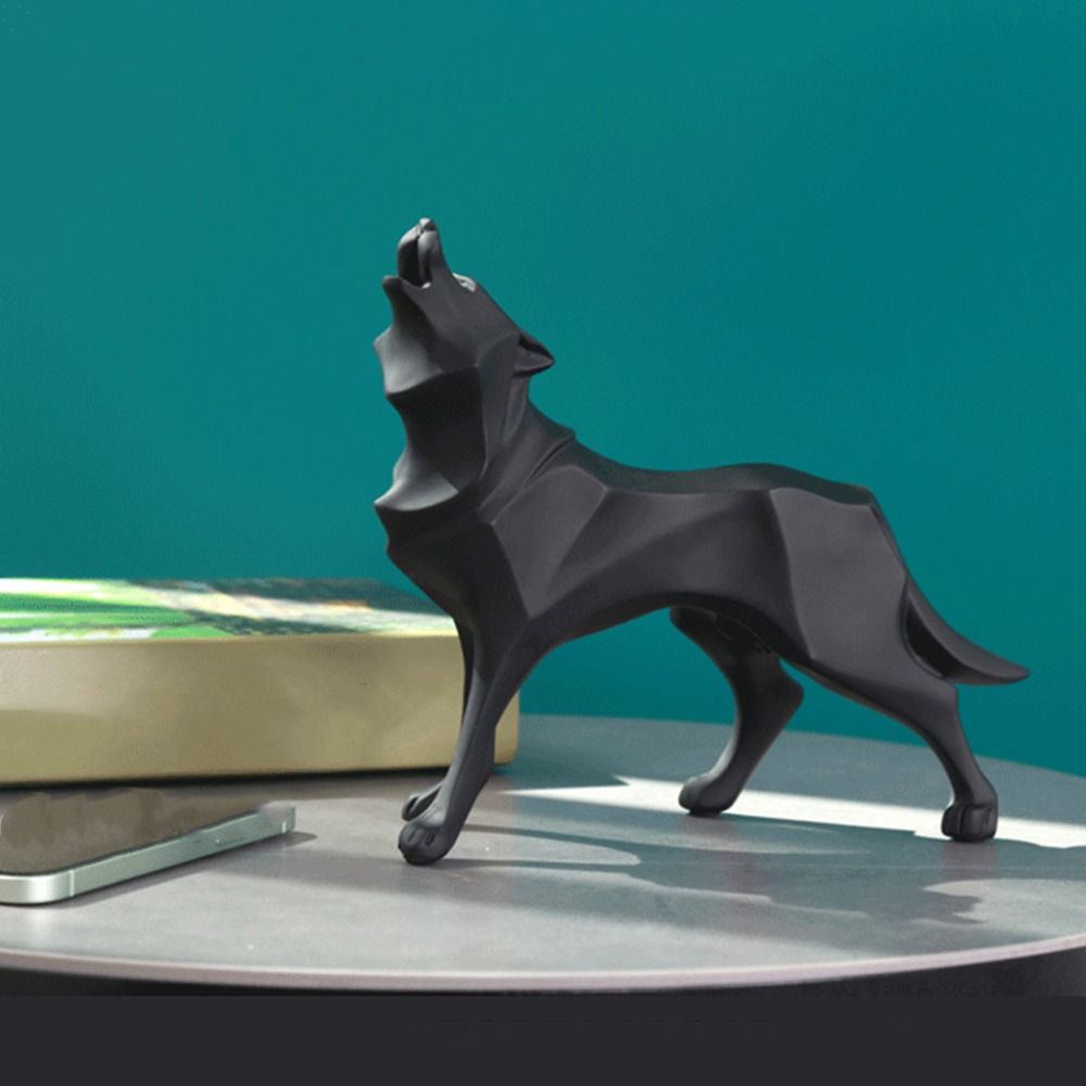 Kawaii Nordic Wolf Desktop Figurine Cartoon Car Ornament Geometry Animal Sculpture  Living Room