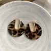 Niche Unique Design Leopard Print Circle Ear Buckle Fashionable Light Luxury High-End Earrings Exaggerated Atmosphere Earrings Women