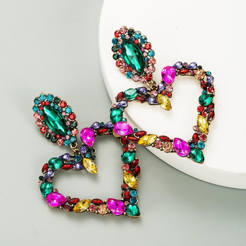 Hot Sale Shinny Colorful Acrylic Plated Gold Heart Stud Earrings Multicolor Rhinestone Stud Earrings for Girls Jewelry Gift