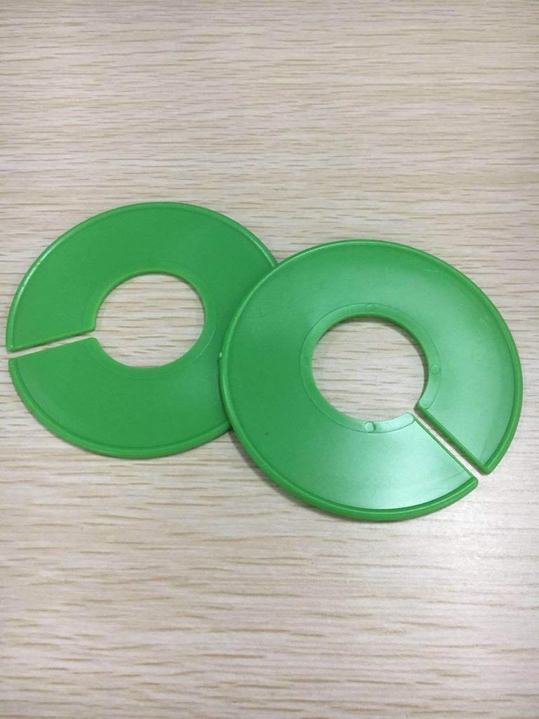 Colorful Plastic Clothing Size Divider Rings - Round Separators for Organizing Clothes