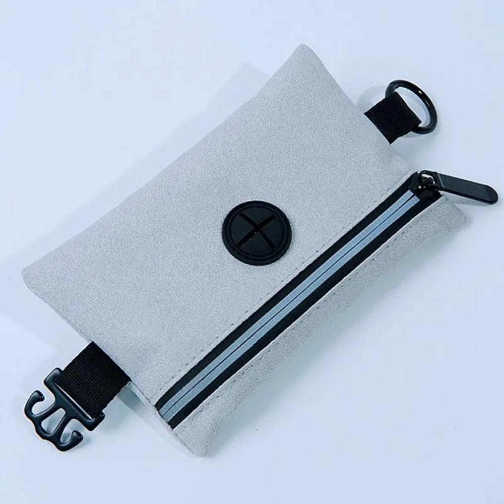 

Dog Poop Bag Holder Waterproof Dog Poop Bag Dispenser Hangingable Toilet Bags Dispenser for Dogs Walking Dogs Litter Bags Holder светло-серый