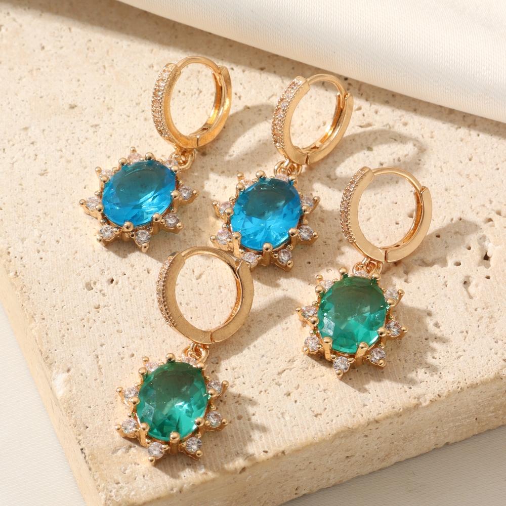 Stylowe kolczyki wiszące z cyrkoniami dla kobiet 2025 nowa moda złote kolczyki wiszące wyrazista biżuteria imprezowa akcesoria