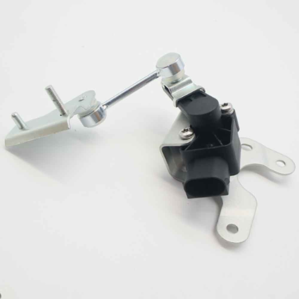 Mercedes GLK CLS Klasse Fahrhöhe Niveausensor Rechts A2075400817
