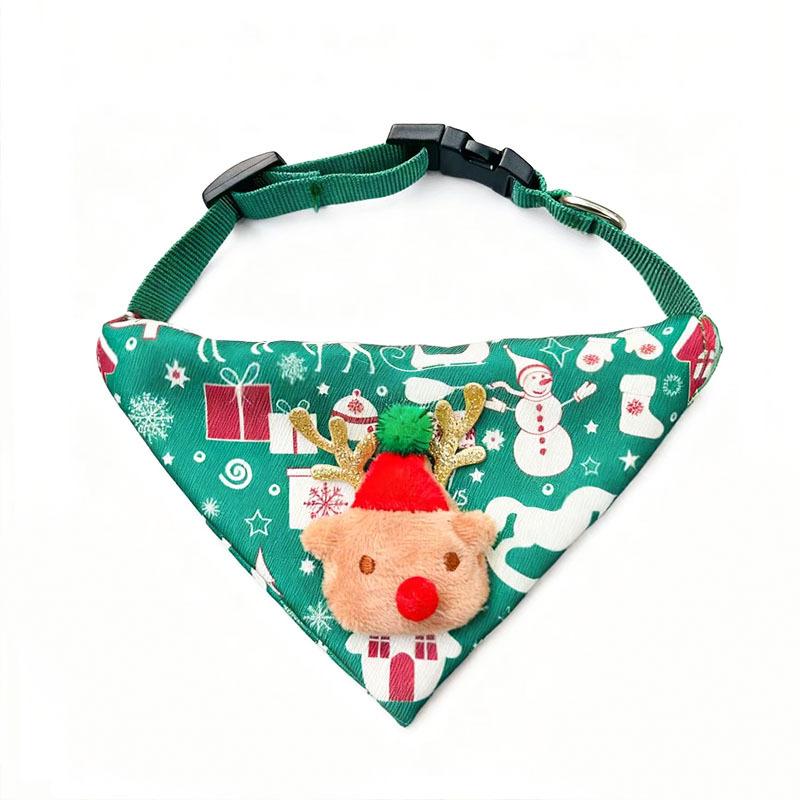 Christmas Pet Elk Santa Triangle Scarf, New Dog Saliva Scarf, Cat Scarf Bib one size fits all (sizes 2.5kg to 11.5kg)