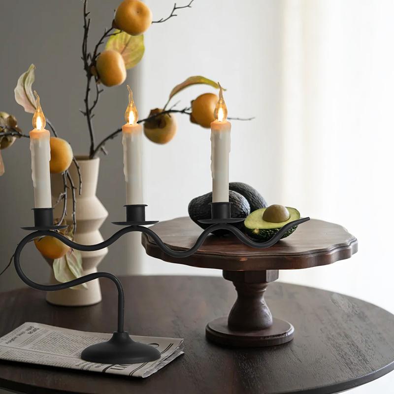 1 Peça Decoração de Jantar Jantar à Luz de Velas Arte em Ferro Festa Casamento Ondulado Estilo Europeu Base de Vela de Três Furos Candelabro