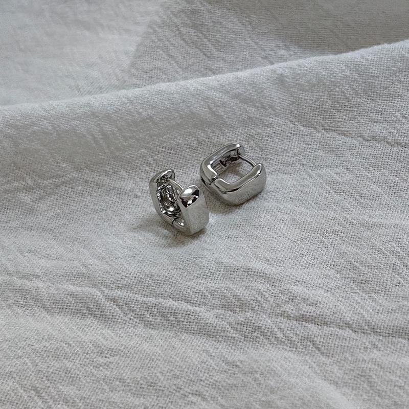 

Модные Простые Гладкие Металлические Серьги-Кольца Шармы Женские Трендовые Винтажные Аксессуары для Вечеринок Подарки Ювелирные Изделия Ручной Работы