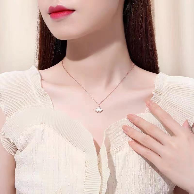 Apricot is good with you, ginkgo biloba inlaid with versatile collarbone chain, simple Korean style fritillary sterling silver s925 necklace for women