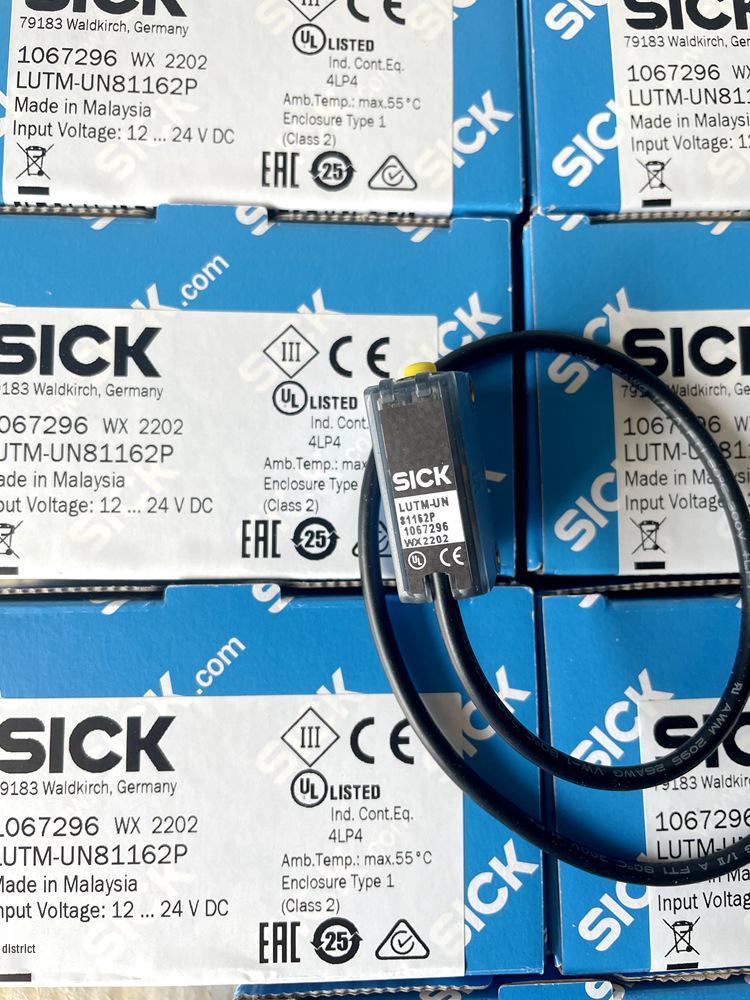 German SICK Fluorescence Sensor LUTM-UN81162P/UP81162P