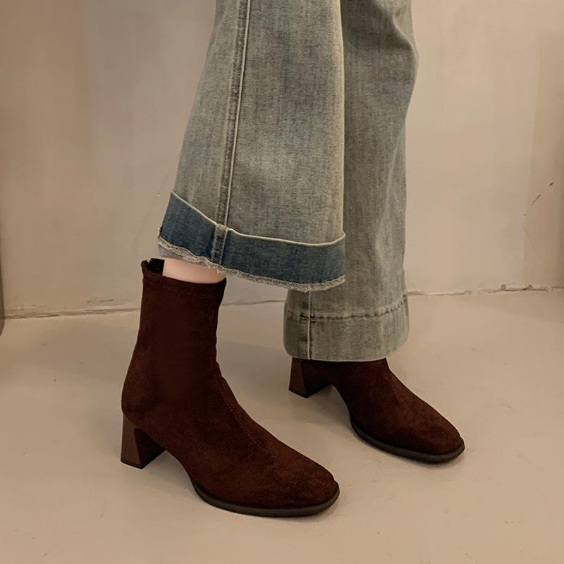 

Женские ботильоны нового стиля на квадратном каблуке, ботинки на платформе, женская сексуальная обувь на высоком каблуке, зимние повседневные модные ботинки, обувь для женщин 39