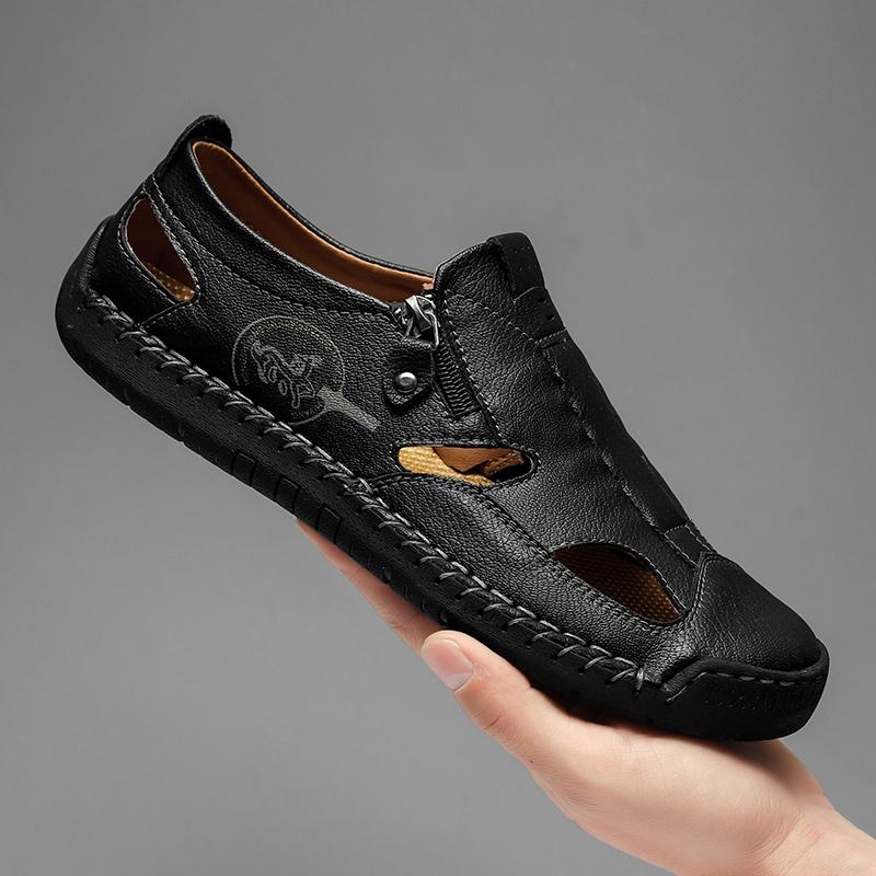 Fashion 2025 New Men Slip on Sandals Hot Sale Leisure Walk Moccasins Hiking Footwear Hollow Out Summer Loafers Man Casual Leather Shoes