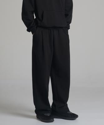 Noming One-Pleat Wide Sweatpants - Black