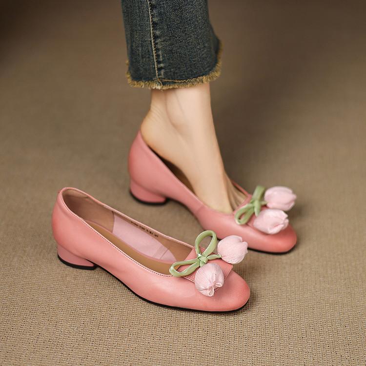 Fashion New Spring/Summer Cow Leather Women Pumps Shoes for Women Fashion Butterfly Knot Flower Round Toe Low Heels Women Loafers Shoes