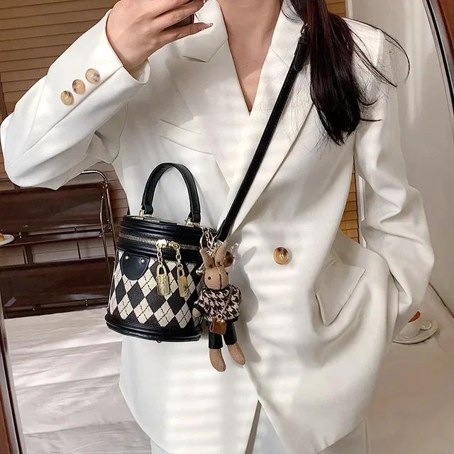 Fashion Female Bag with Zipper Small Bags for Women Luxury Designer Leather Bucket Shoulder Bag