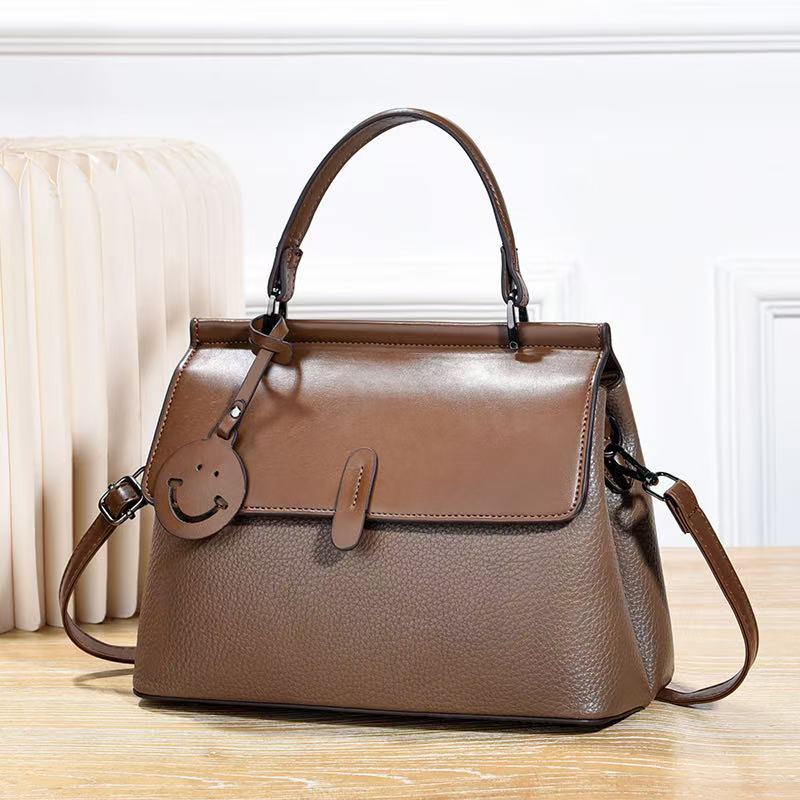 

Shoulder bag bag solid color simple handbag cute pendant messenger bag 26*12*20 коричневый
