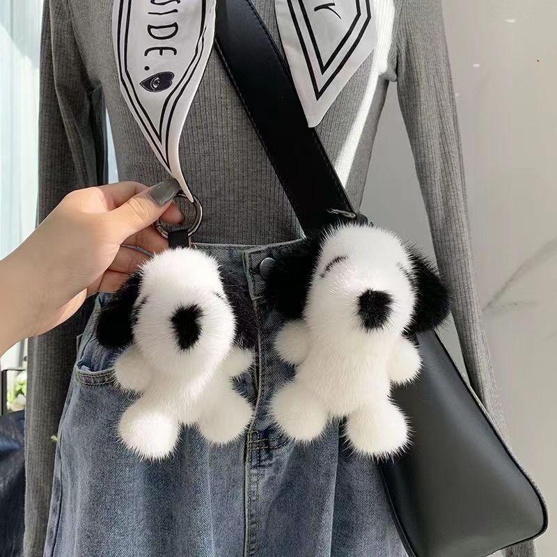 Imitation Nerz Plüsch Hundeanhänger - Niedlicher und Liebenswerter Schlüsselanhänger mit Glocke