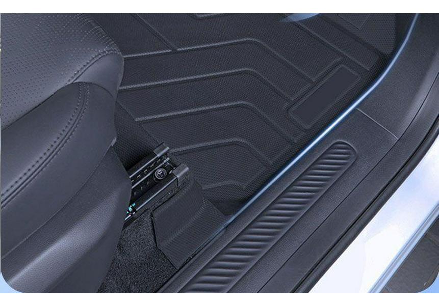 Red Flag HS5 Full Coverage TPE Floor Mats with Trunk Mat