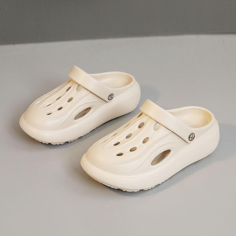 LR Hausschuhe neue Sommer Lochschuhe tragen dicke Sohle weiche Sohle Mori Erhöhung Hausschuhe