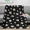 Black Daisy Print Blanket 2D Soft Cozy Flannel Throw Blanket For Bed Couch Sofa Camping Travel Warm Blanket For Home Decor Gift