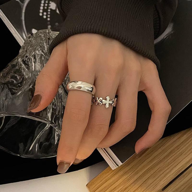 Sleek Dongdaemun Korean Cross Ring For Women Fashion Forward Adjustable Lightweight Accessory