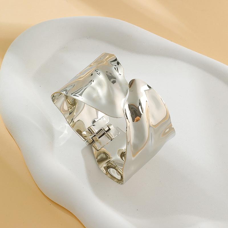 Punk Exaggerated Irregular Wide Opening Bracelets Fashion Gold Silver Color Glossy Metal Bangle For Women Party Daily Jewelry
