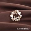 High-end Butterfly Love Brooch, Micro-inlaid Zircon Brooch, European and American Temperament Pearl Pin Clothing Accessories