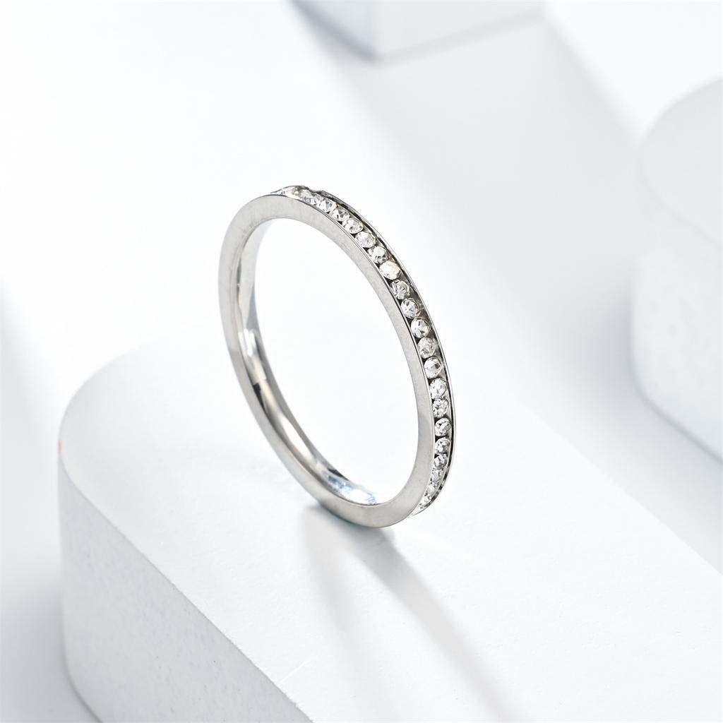 2025 2mm Iced Out Cubic Zirconia Ring Female Gold copper Color Stainless Steel Wedding Rings for Women Fashion Zircon Gift