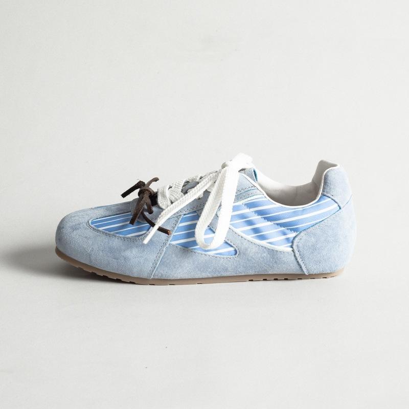 

Niche striped German training shoes for women ins tide 2025 summer new retro lazy high-end casual sports shoes for women. 35