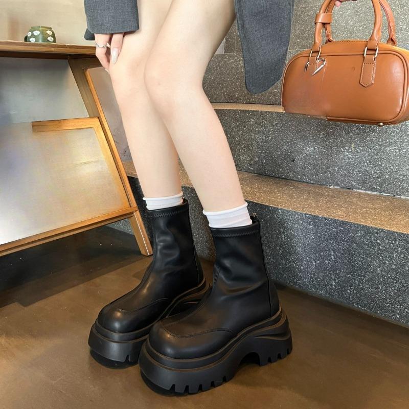 Stylish Back Zip Block Heel Single Boots Autumn New Round Toe Paneled Suede Platform Anti-Slip Wear-Resistant Booties