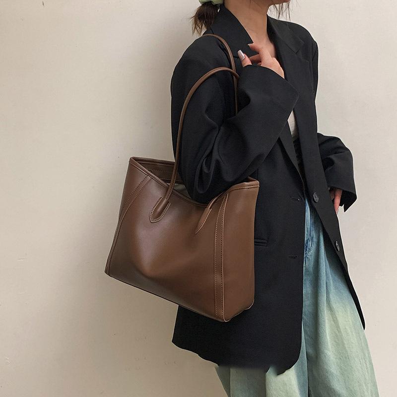 

Заказ клиента ретро сумка большой вместимости женская сумка 2025 новая трендовая корейская версия универсальная сумка-тоут модная женская сумка через плечо