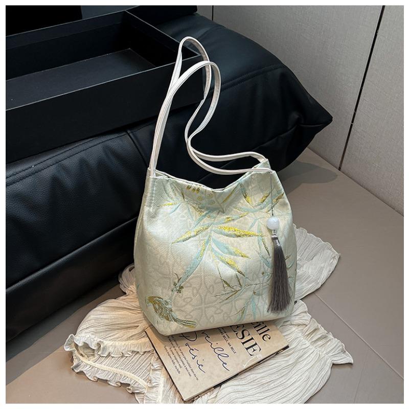 

Large capacity embroidery texture new bamboo leaf fashion single shoulder underarm tote bag handbag