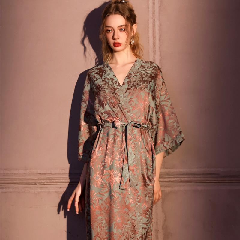 Vestaglia Jacquard da Donna Lusso Leggero: Accappatoio Lungo Primavera/Autunno, Raso di Seta Ghiacciata, Sensazione di Lusso, Accappatoio Singolo, Gonna da Bagno Pronta per l'Estate.