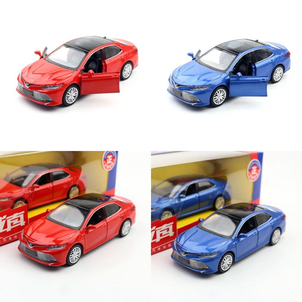 Camry Alloy Car Model 134 Toy Camry Diecast Collectors Vehicle Gifting Display