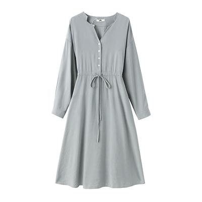 This Large-sized Women's Dress Features A Fashionable, Simple and Slimming Design with A High-end Feel. It's A New Autumn Style
