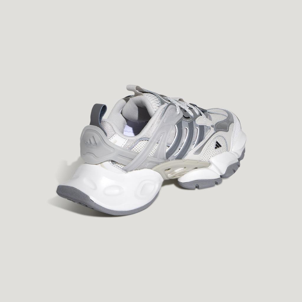 adidas XLG Runner Deluxe Gris Argent Blanc