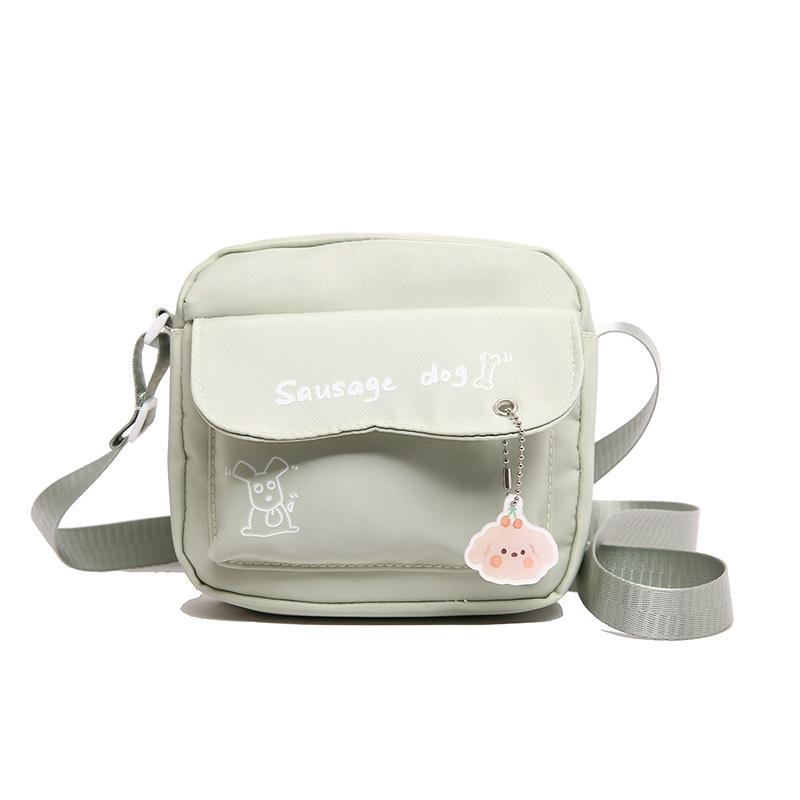 

Korean version versatile cute mobile phone bag student ins Japanese small square bag women s commuting niche retro shoulder messenger bag зелёный