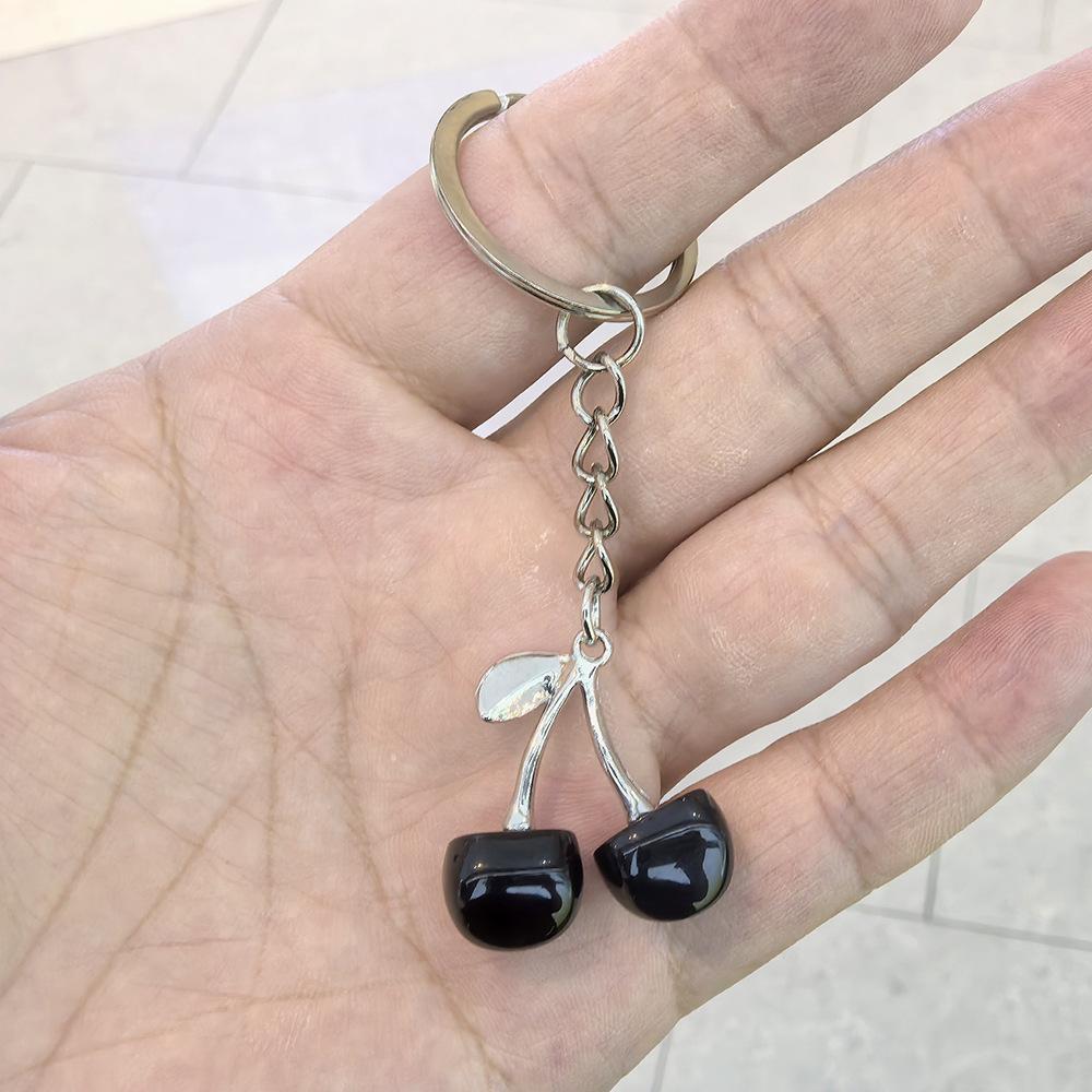 

Simulation Cherry Keychain Fruit Design Pendant Bag Accessories Key Ring Couple Family Keychain Pendant