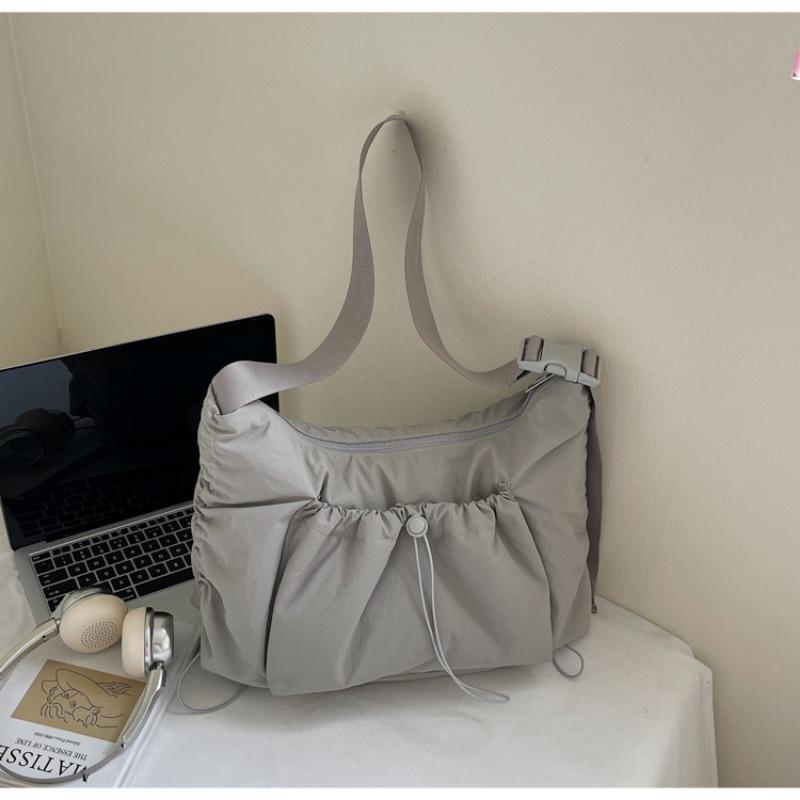Summer new pleated shoulder bag large capacity messenger bag versatile commute to work class casual tote bag