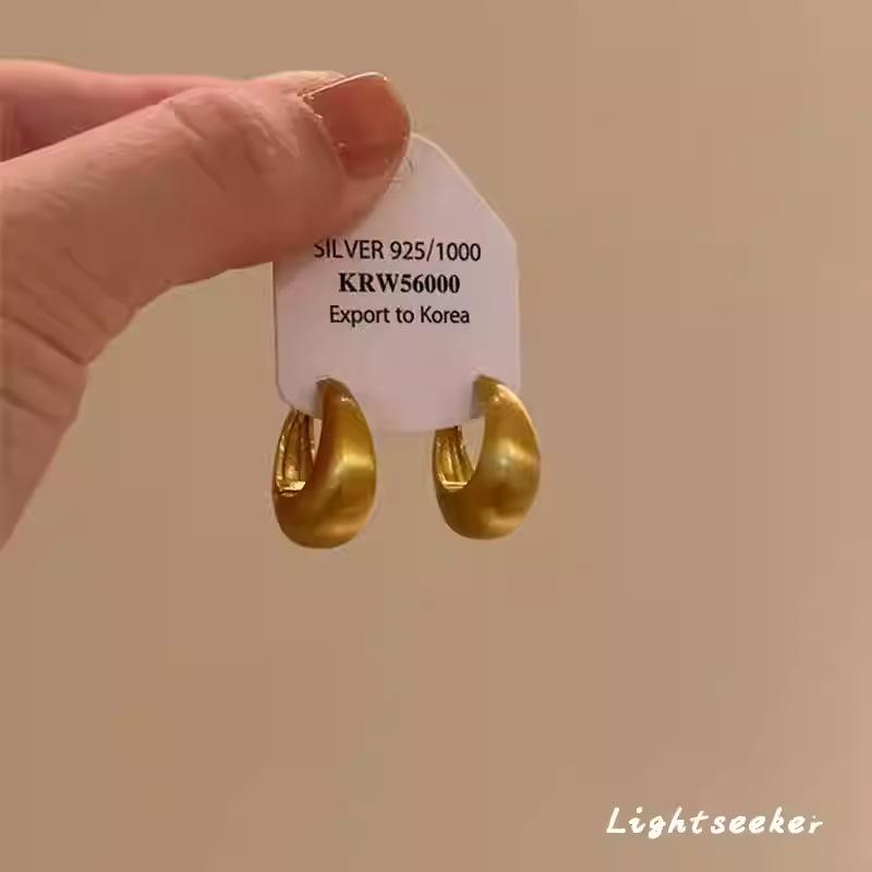 S925 Sterling Silver Hoop Earrings: Exaggerated, Luxurious & Versatile for Women