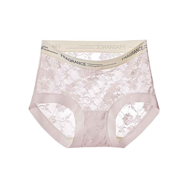 Luxurious Retro Lace Seamless Hipster Women's Panties with Breathable High Elasticity and Extended Gusset.