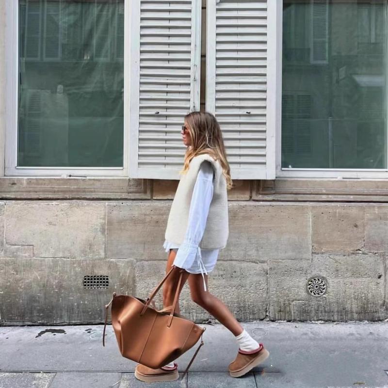 Spring New Lychee Pattern Women's Tote Bag Fashion Simple High Capacity Dumpling Bucket Bag Ladies Solid Color Shoulder Underarm Bags with Small Pouch