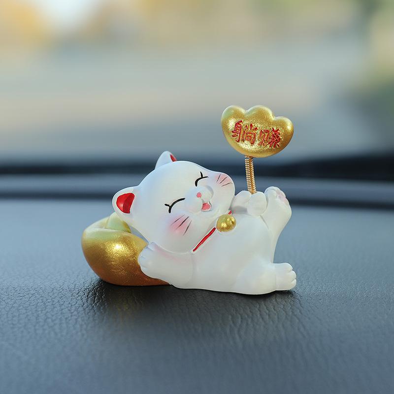 Fortune Cat Coin Spring Swing Creative Interior Cute Car Decoration Car In-vehicle Ornament